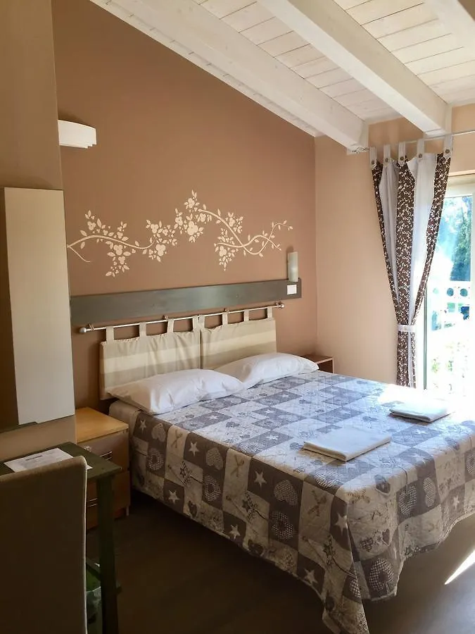 Bba2Passi Bed & Breakfast Marina di Massa Italy