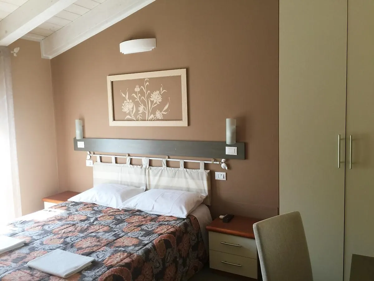 Bba2Passi Bed & Breakfast Marina di Massa