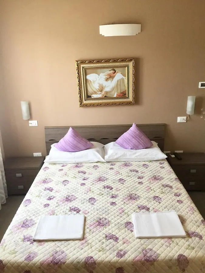 Bba2Passi Bed & Breakfast Marina di Massa